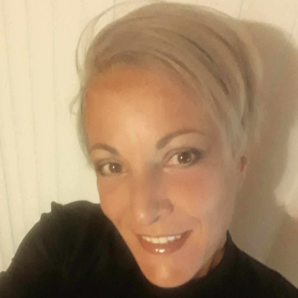 Meet your Posher, Tina